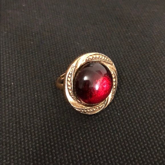 Jewelry - Gold and ruby red ring, adjustable size ring